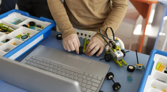 Picture of Build a Bot Dash, June 9-10
